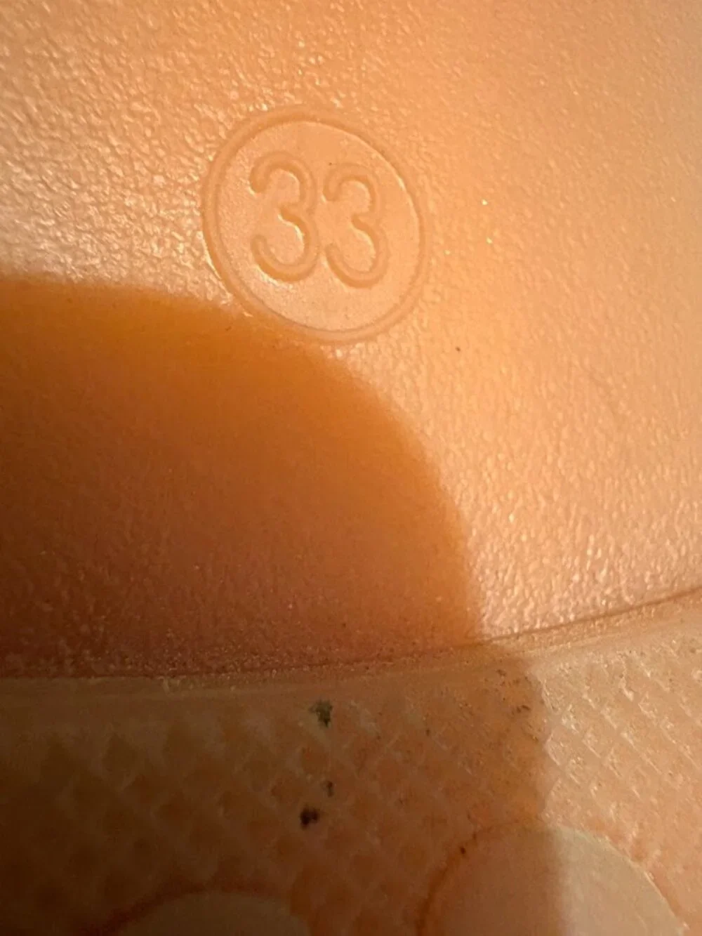 Size 1.5/2 Girls Gold Flats Mei Macleod